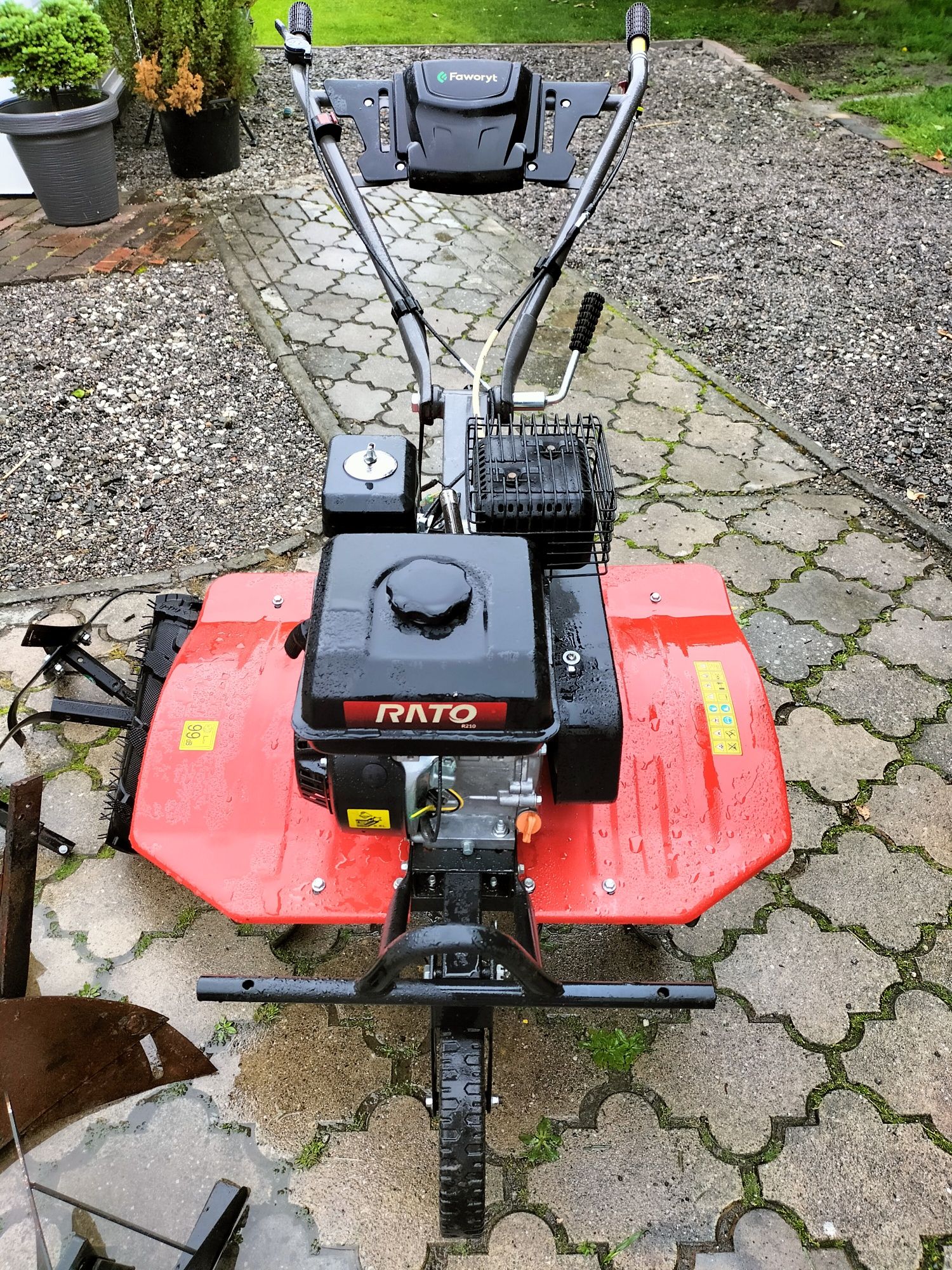 Glebogryzarka spalinowa Faworyt rt212r