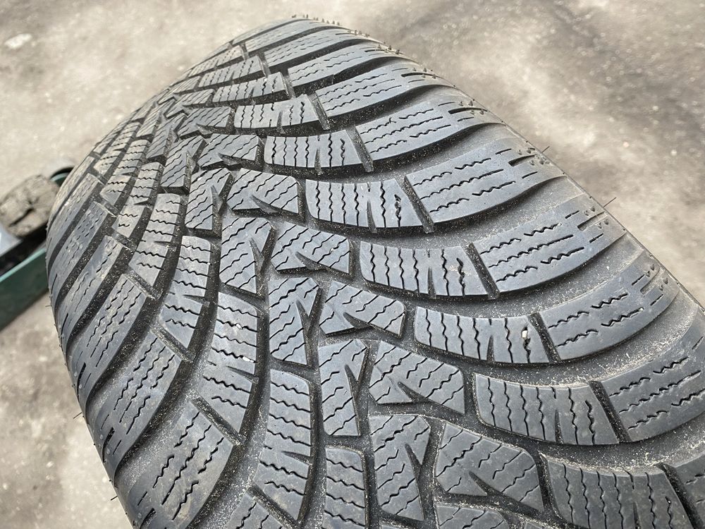 Opony zimowe Falken Eurowinter HS01 225/50 R17 2szt. 2022r: 8mm RSC