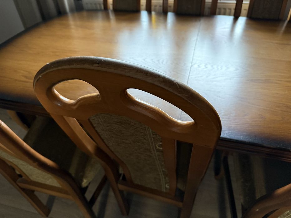 Stół z 8 krzesłami 300 cm