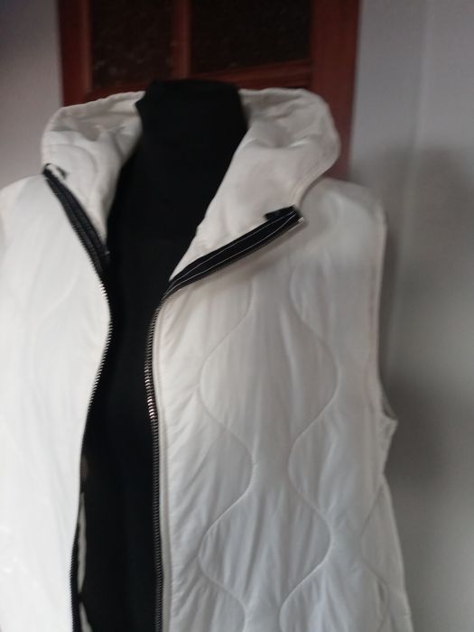 Kamizelka biala zamek luzna pikowana 40.42