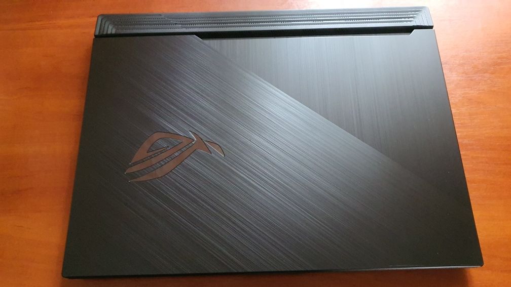 Отличный! Ноутбук Asus ROG G531 В Идеале!!
