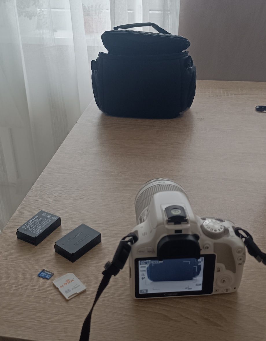 Canon EOS 100D Lustrzanka WIFI Unikat biały kruk