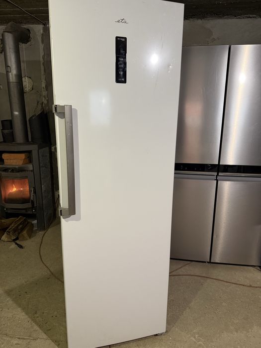 Холодильник без морозилки eta