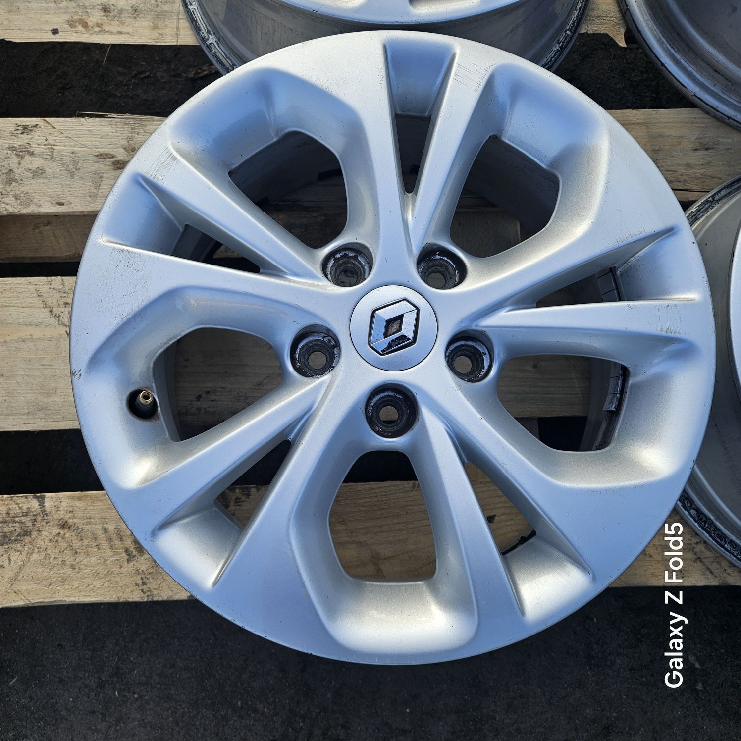 Alufelgi 15 Renault Kangoo Mercedes Citan 5x108 ET44 TPMS