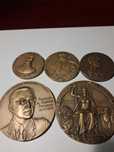 Medalhas antigas de bronze