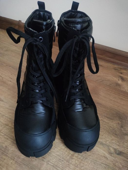 Śniegowce damskie firmy Caprice