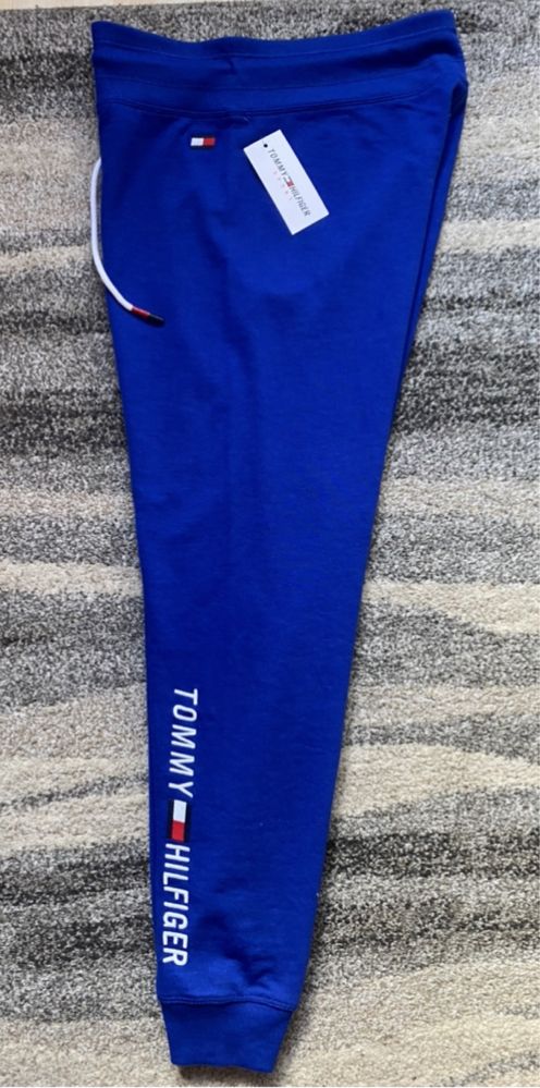 Spodnie dresowe Tommy Hilfiger M