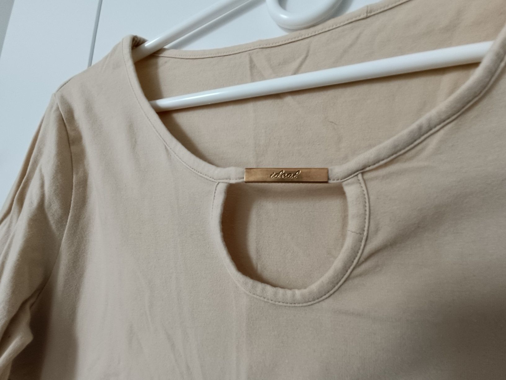 Ładna beżowa bluzeczka rozmiar L/XL