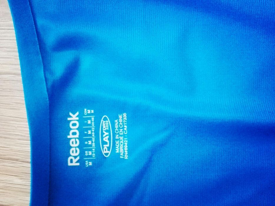 Bluzka Reebok fitness z systemem dryfit na rower lub do ćwiczeń