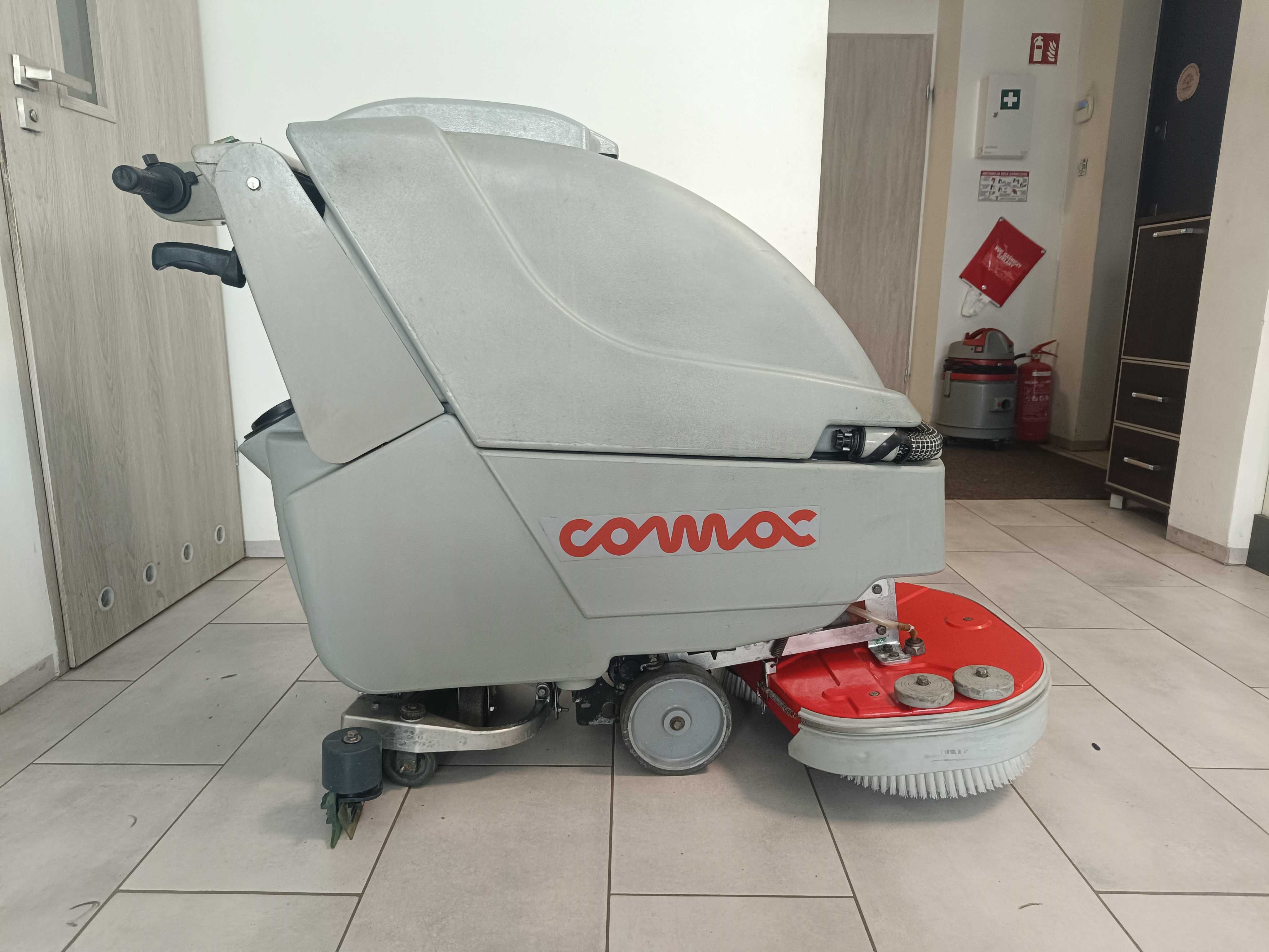 Szorowarka /maszyna  czyszcząca Comac Simpla 65 BT