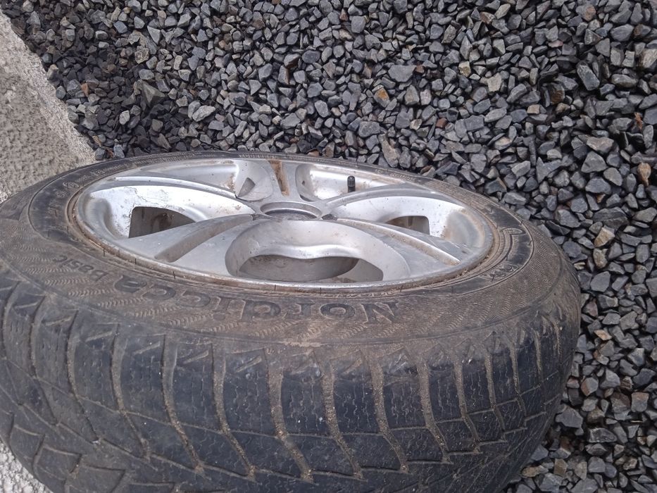 Продам такий диск з резіною стояв на запасці  4/100 г14 в хорошому ста