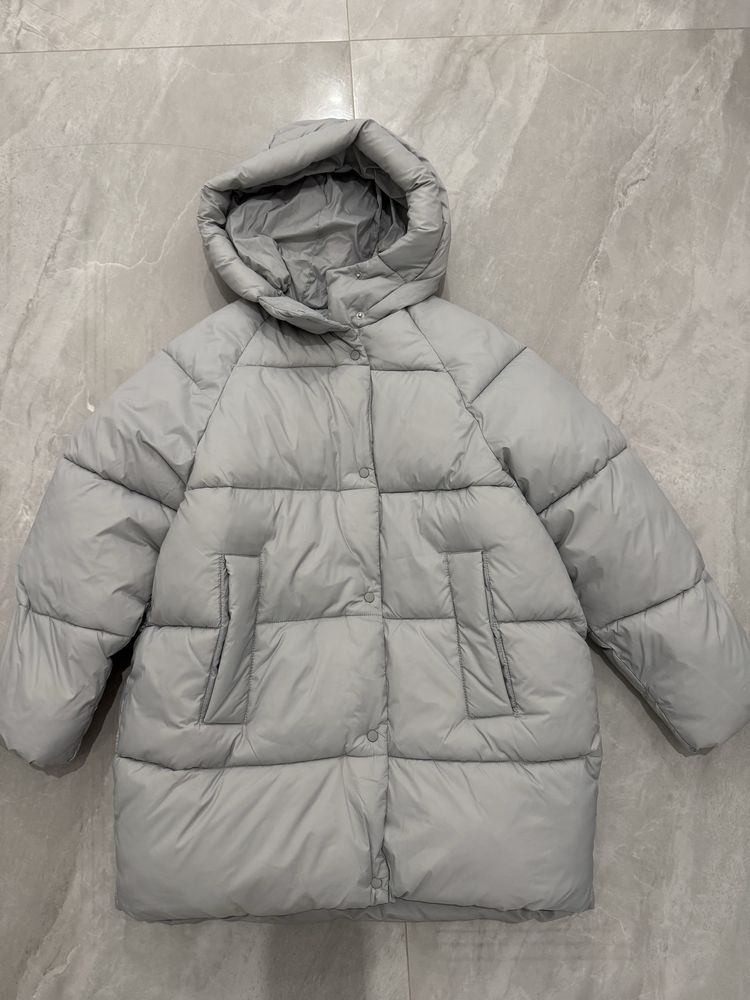 Продам куртку Zara