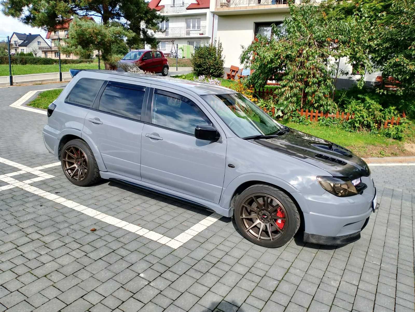 Mitsubishi Outlander  4x4 420hp