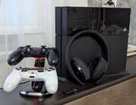 Playstation 4 1TB Ps4+ Бездротові навушники + 2 геймпади + док станція