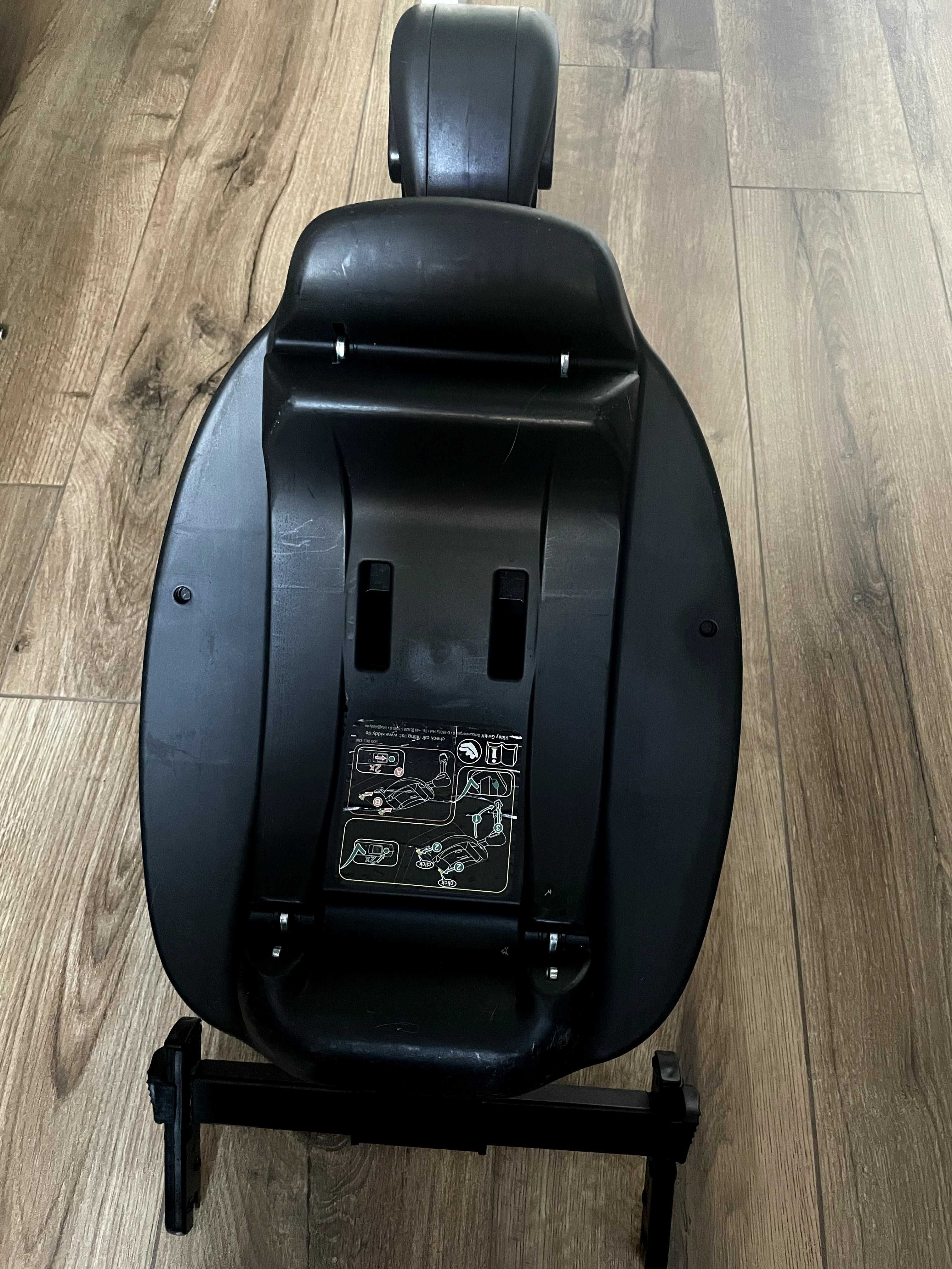 Kiddy Evolution pro 2 (fotelik + baza)
