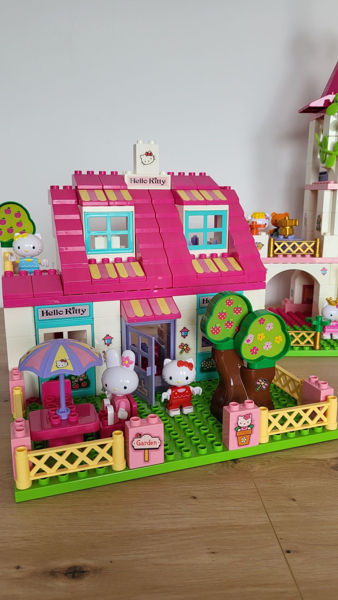 Klocki Hello Kitty wielki zestaw m.in. zamek domek kamper bar karoca