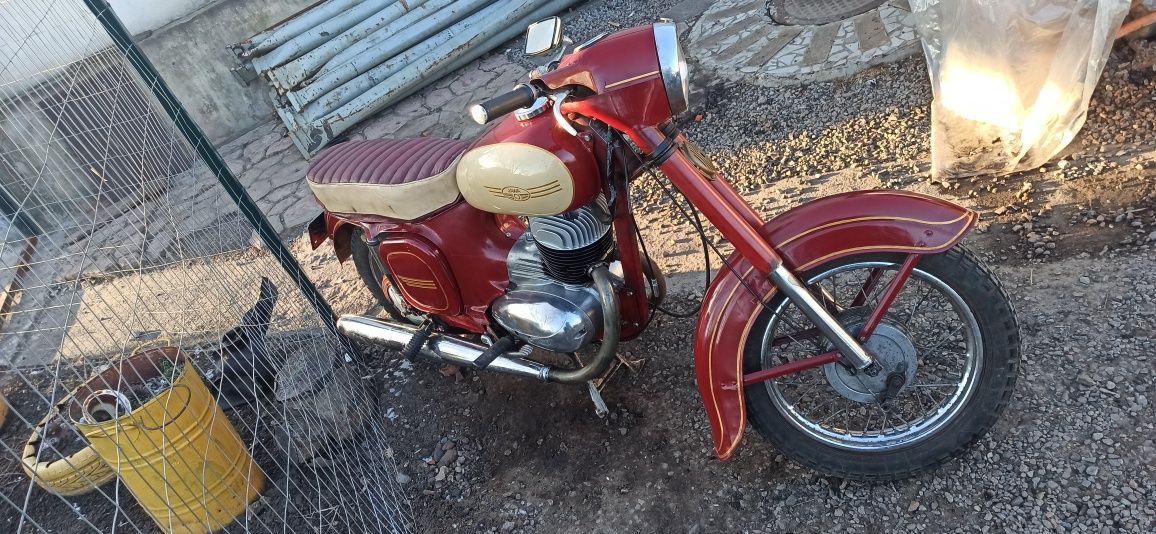 Продам яву 250 6в