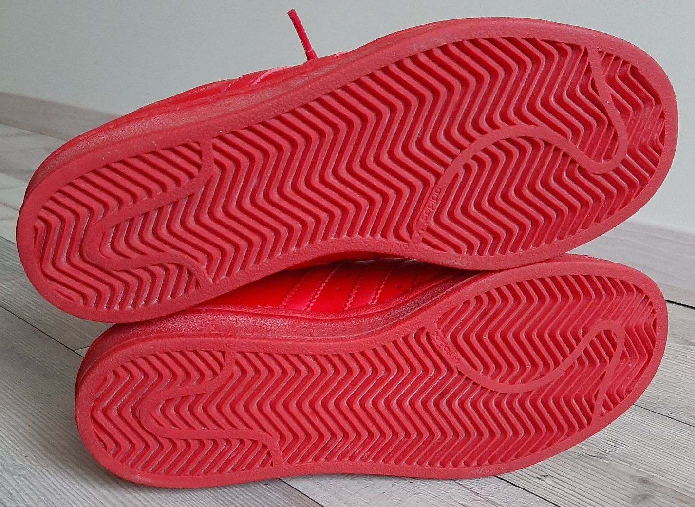 Шкіряні Кросівки Adidas (р.38)