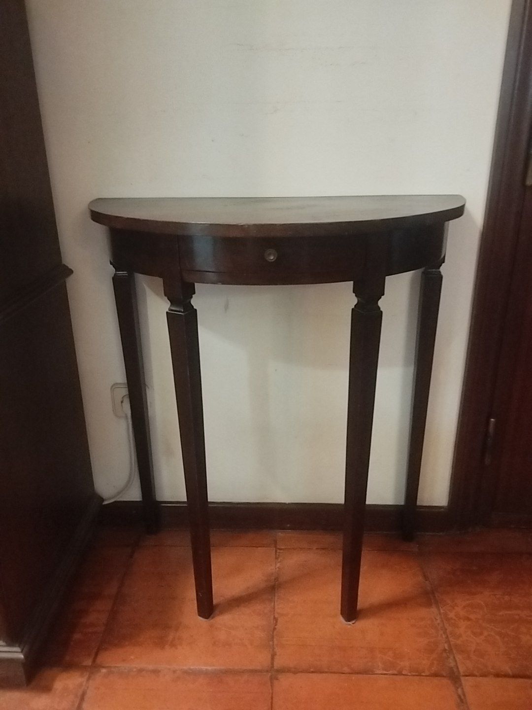 Mesa de meia  lua
