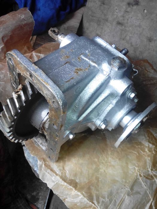 Коробка отбора мощности Камаз 4310 зил 131 КОМ ручного включения