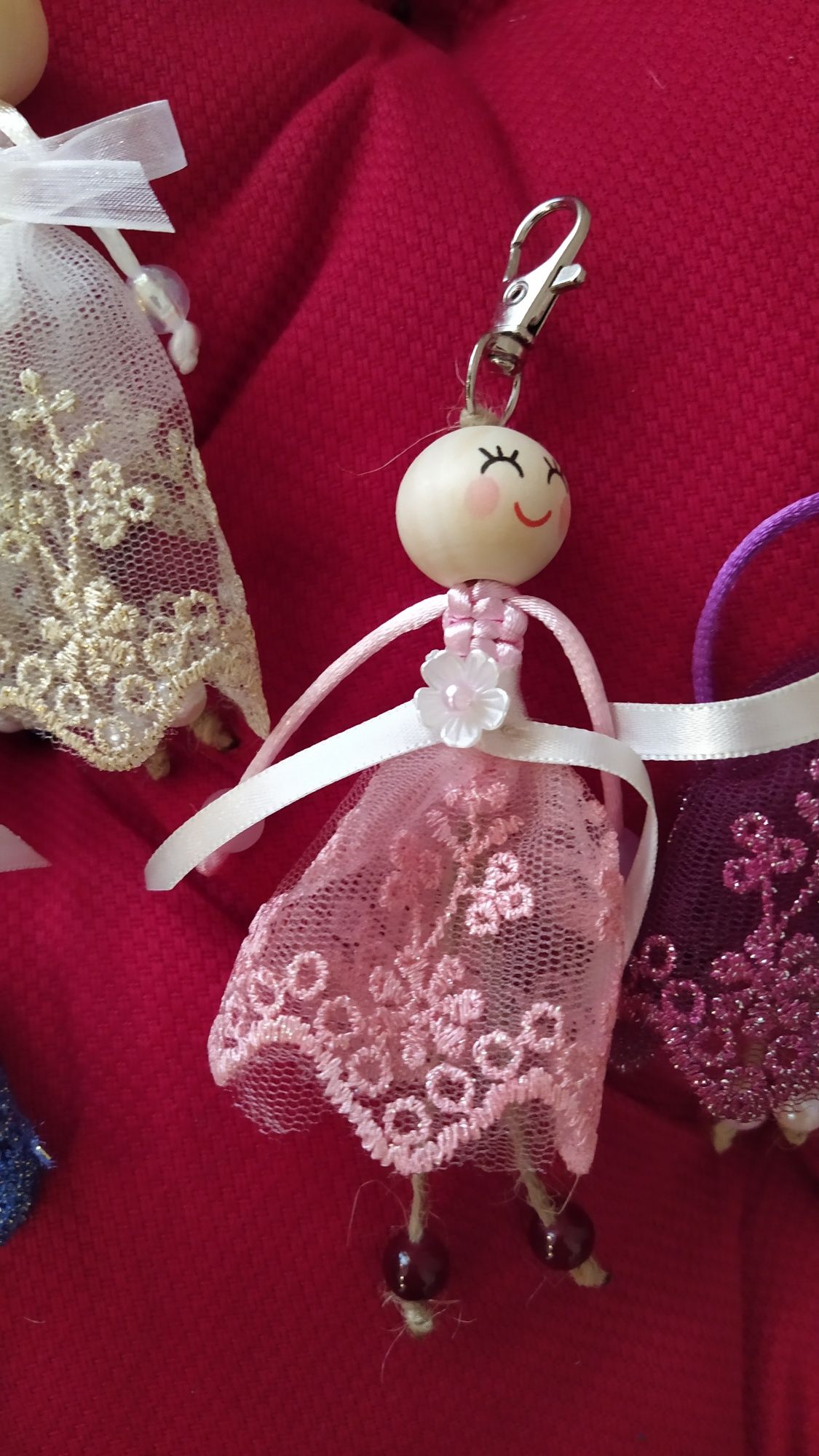 Porta chaves Bonequinha Macramé
