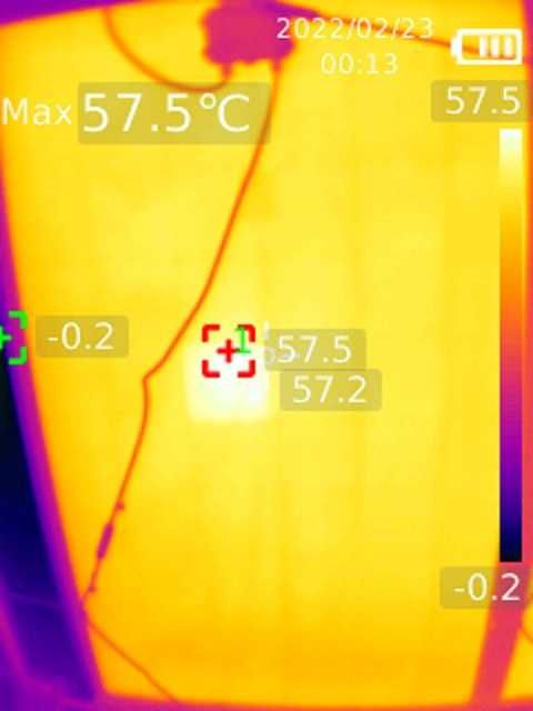Badanie budynków i paneli fotowoltaicznych kamerą termowizyjną