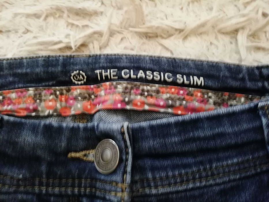 Klasyczne spodnie jeansowe damskie C&A rozm. EU40 stan dobry