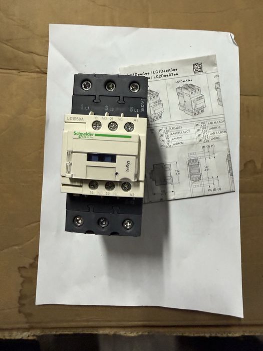 Контактори, автомати, допоміжні контакти.