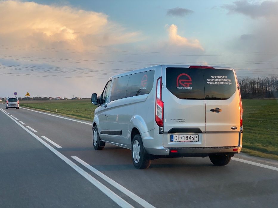 Wynajem busa 9 osobowego wypożyczalnia aut samochodów busów osobowych