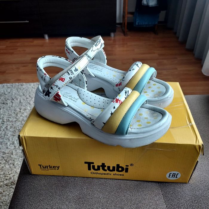 Босоножки Tytybi