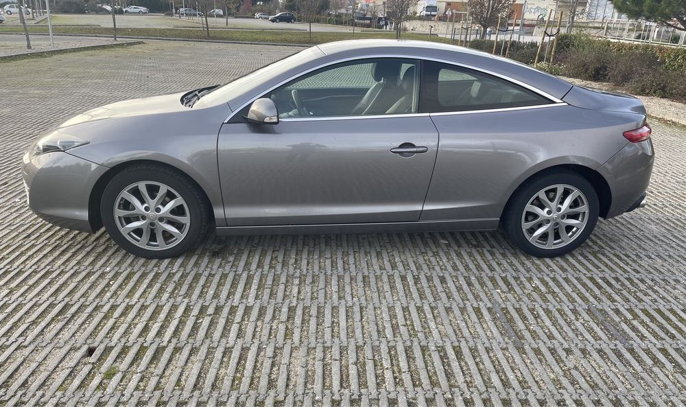 Renault Laguna Coupé 1.5 DCi ATUALIZADO