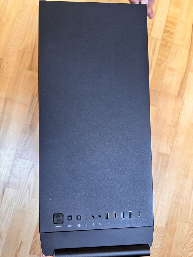 Obudowa do komputera MSI 400M