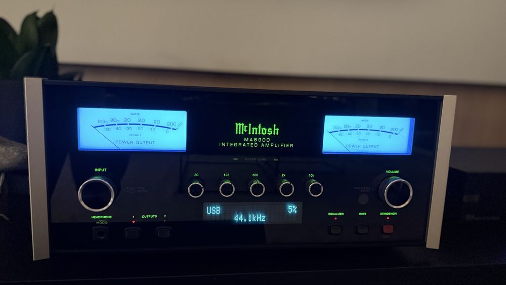 McIntosh MA8900 / wzmacniacz zintegrowany