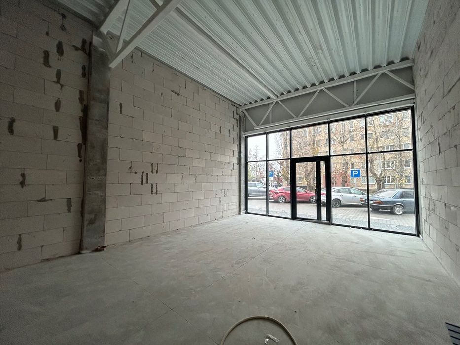 Оренда Фасад 110м2 поруч ФОРА