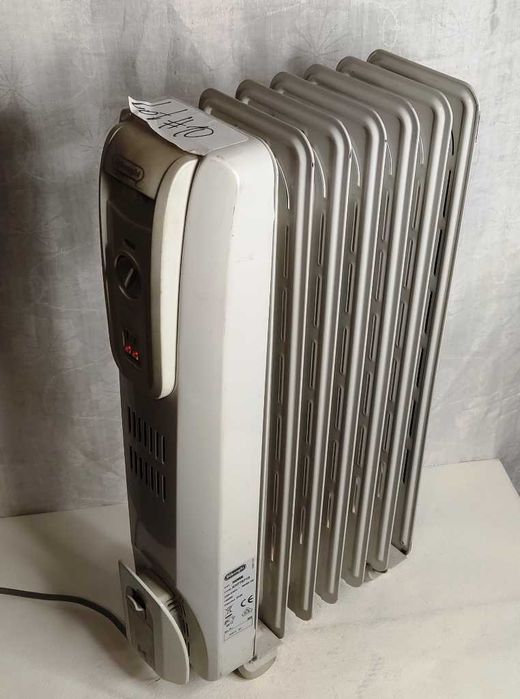 Обігрівач, радіатор, масляний - Delonghi KH 770715