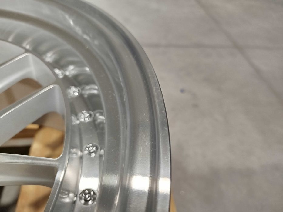 !OUTLET! Felgi Japan Racing JR40 19x9,5 + 19x11 ET22 5x114,3 Silver