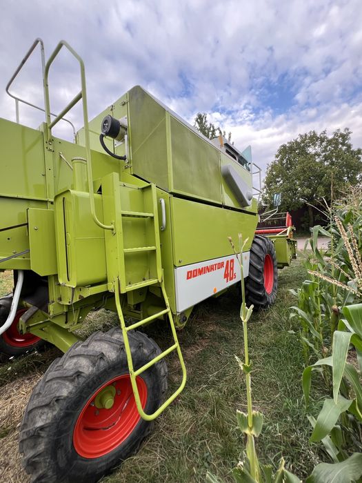 Свіжопривезений комбайн Claas dominator 48s гідравлічна вигрузна