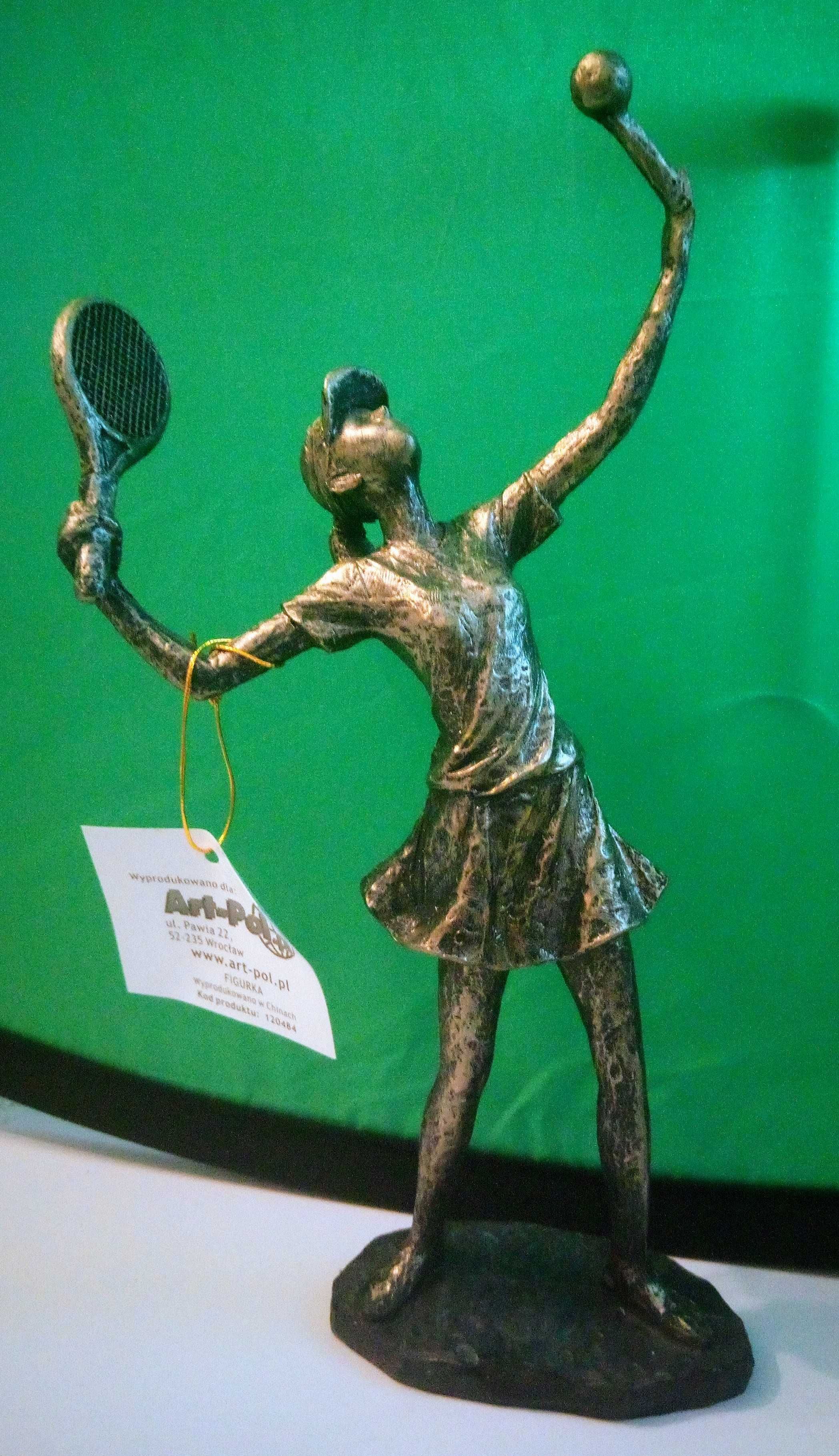 Oryginalna figurka tenisistki Iga...
