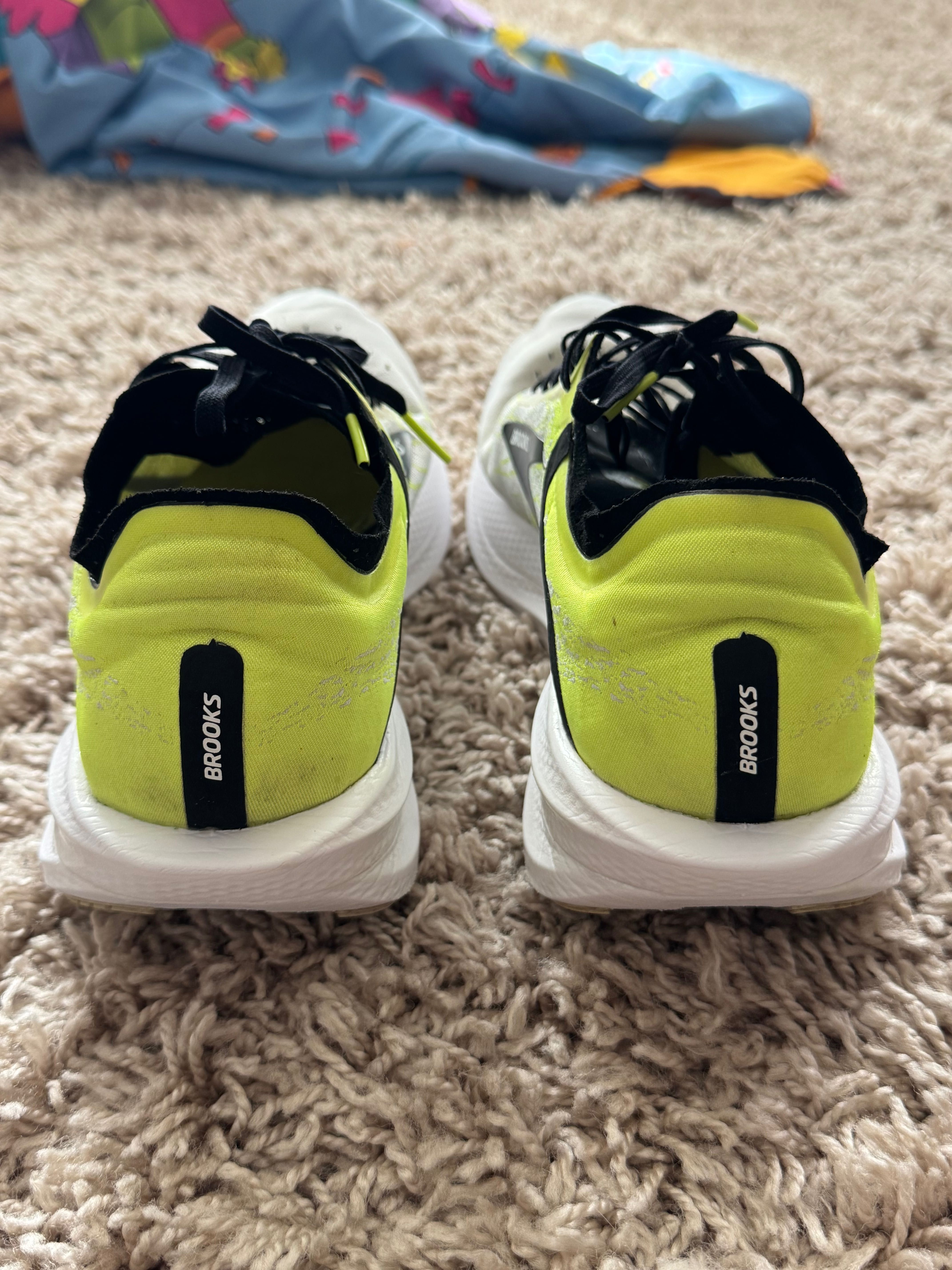 Кросівки бігові brooks hyperion elite ii оригінал