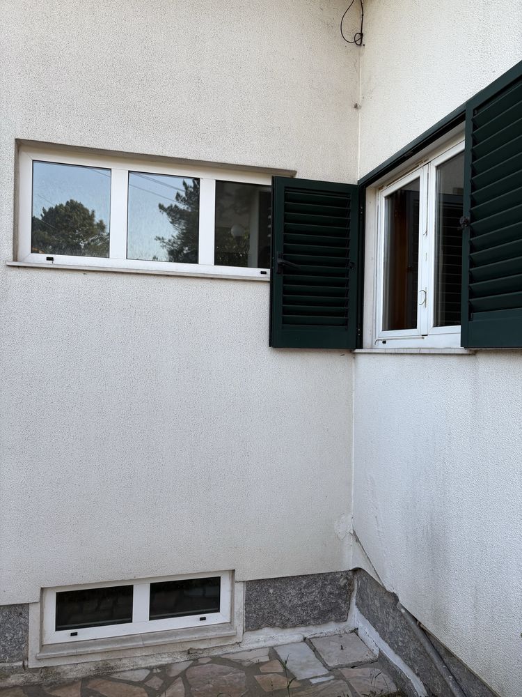 Caixilharia de alumínio com corte térmico e vidro duplo