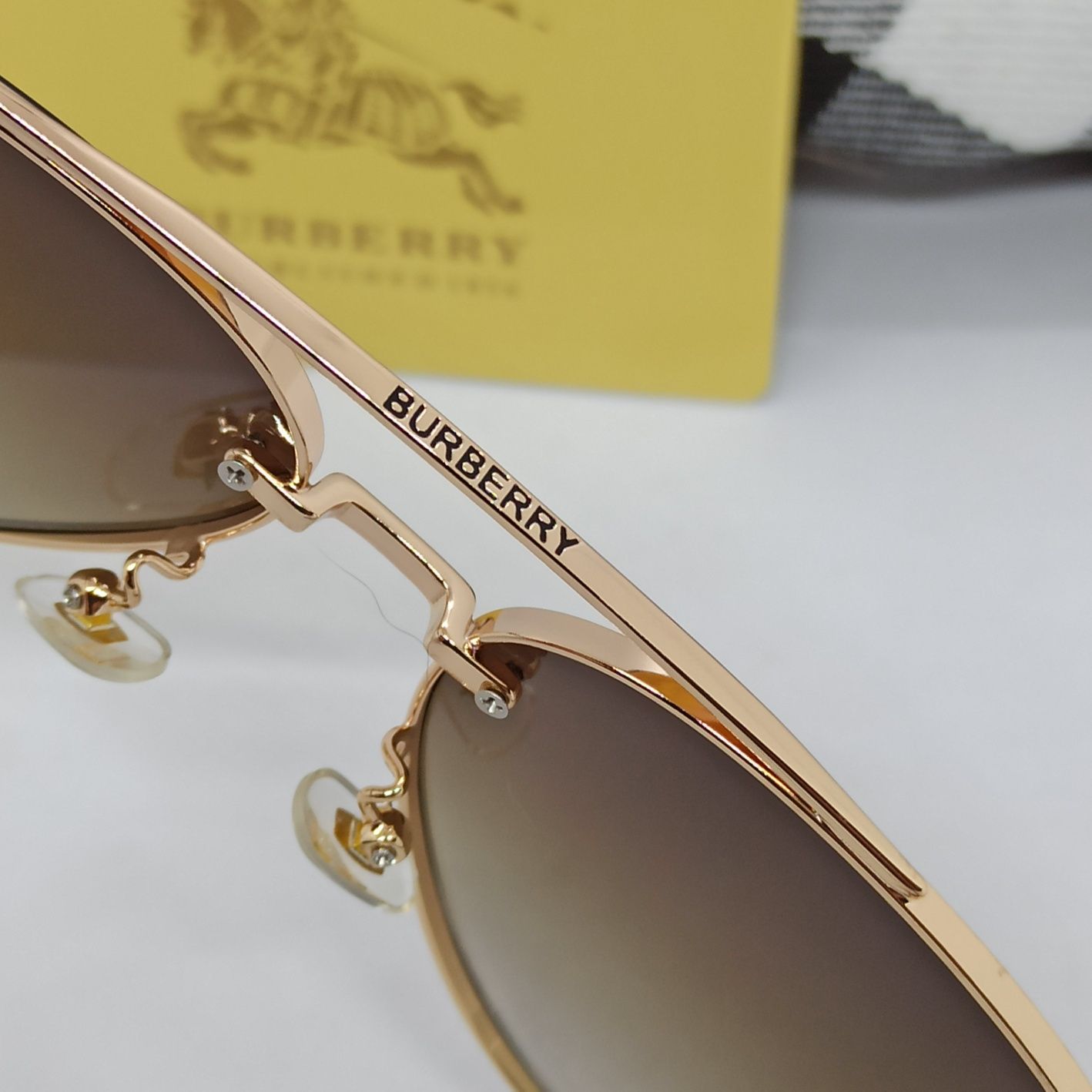 Burberry очки капли мужские коричневый градиент в золотом металле