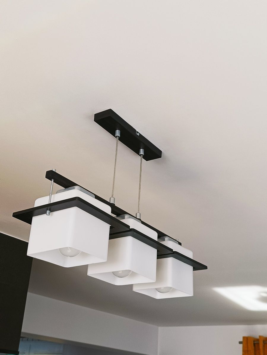 Lampy wiszące kompletne 3 sztuki