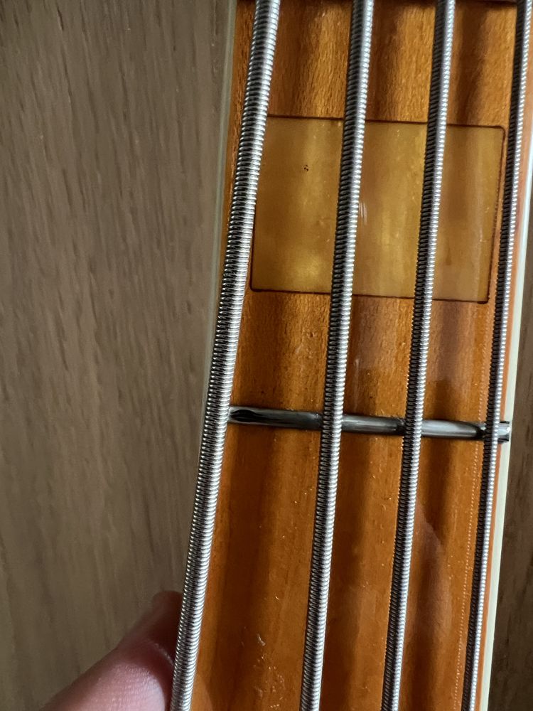 Gitara basowa Markbass Gloxy 4