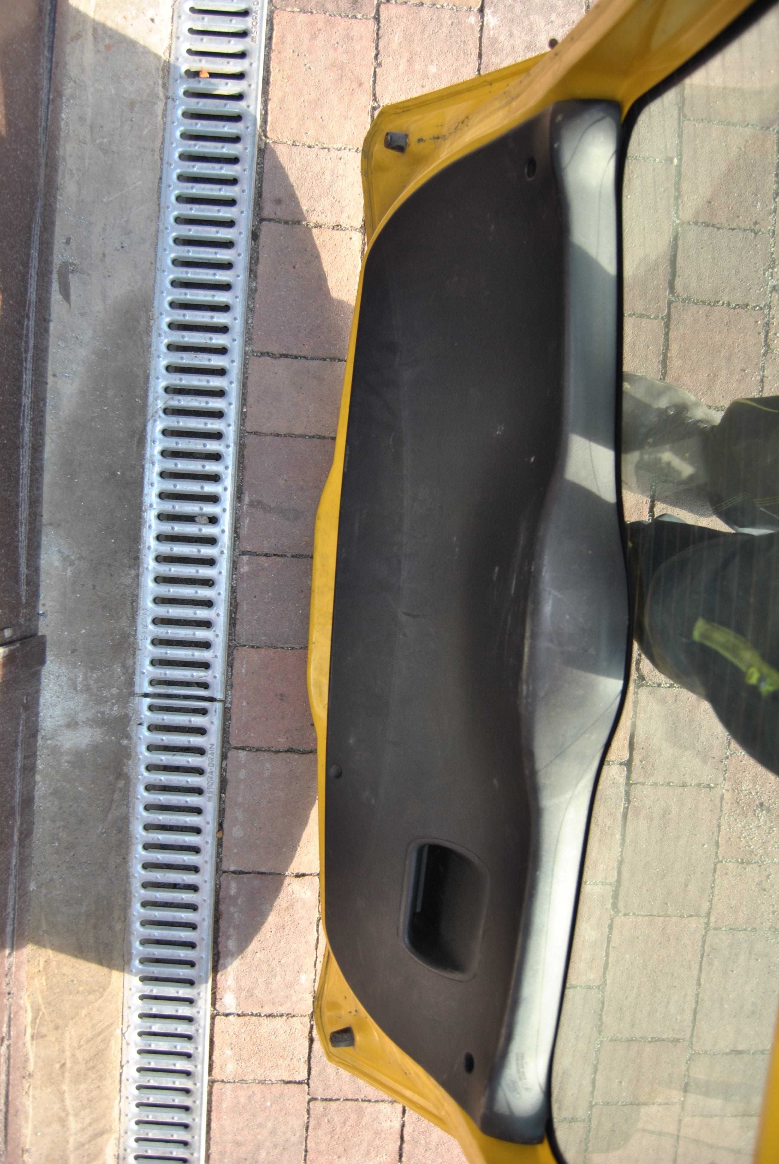 Klapa bagażnika tył Ford Fiesta mk6 lift