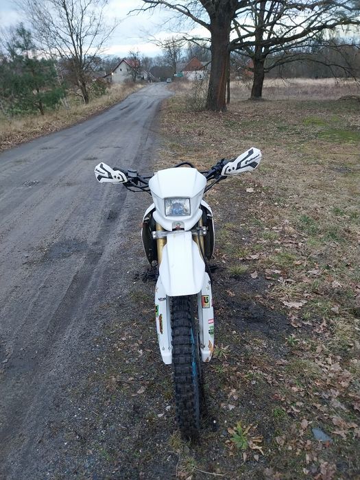 Hyosung xrx125 enduro