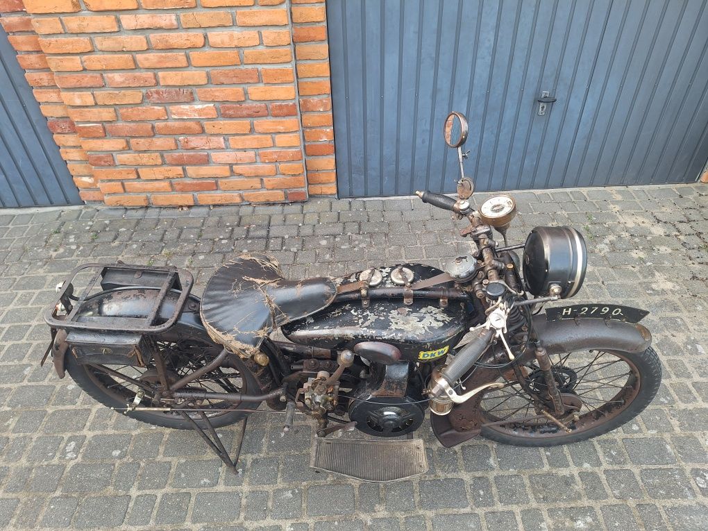 Dkw E300 zarejestrowana jeżdżąca