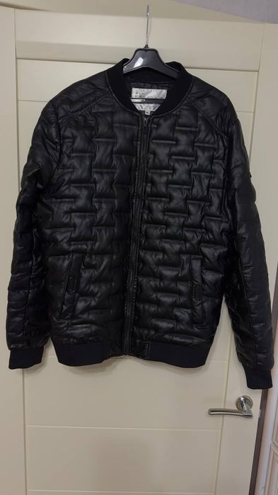 Крутий бомбер Icon M оригінал