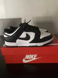 Nike dunk low panda