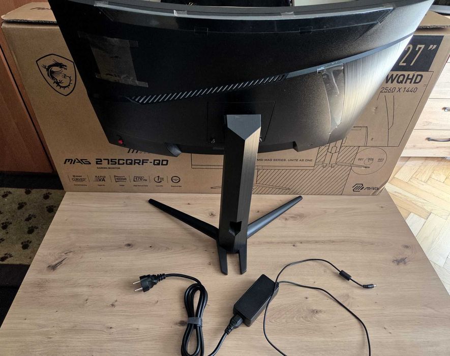 Dla gracza MSI MAG 275CQRF-QD 2560x1440 - 2K 170Hz KVM USB Gwarancja