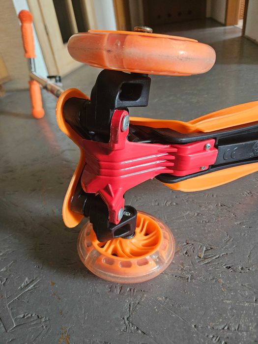 Детский самокат для возраста от 2 до 6 лет